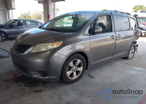 2014 Toyota Sienna Le V6 8 Passenger from USA, damaged, VIN 5TDKK3DC4ES507691